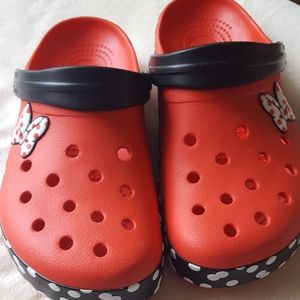 Crocs-Disney-Minnie Mouse